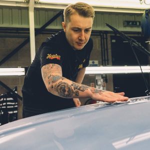 Meguiar's Quik Clay Bar Starter Kit – 80g Clay & 473ml Detailer