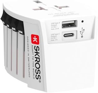 SKROSS | 1.302962 | Adaptateur de voyage universel à 2 broches avec 2 ports USB. Tension et puissance : 100V - 250W / 250V - 625W - 1 x USBC: 3.0A, 1 x USBA : 2.4A. Protection anti-choc électrique