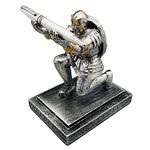 ThreeH Executive Knight Pen Holder with Pen Resin Soldier Ornament with Shield Armor Pen Stand Office Stationery Decoration