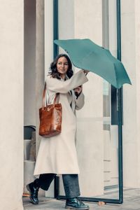 Blunt Metro Folding Umbrella – Compact, Windproof, Green