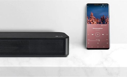 LG SN4 2.1ch Soundbar, 300W – Black