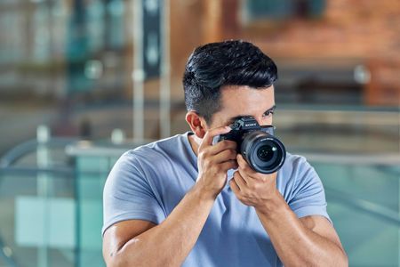Sony Alpha 7IV Full-Frame Mirrorless Camera with 28-70mm Lens – 33MP, 4K 60p, Eye AF