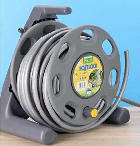Hozelock Compact Hose Reel 25m – Integrated Handle, Fittings & Nozzle