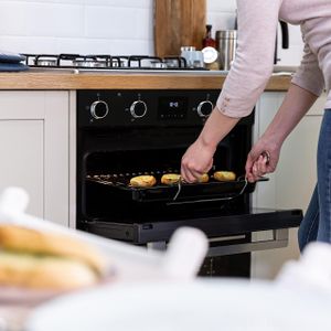 Russell Hobbs Double Oven, 92L Capacity – Freestanding Electric Cooker