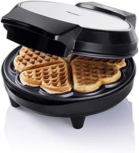 Bestron Waffle iron for classic heart waffles, waffle maker with baking basket and non-stick coating, 700 watts, colour: black