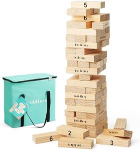 THE TWIDDLERS - Juego de jardín de Torre giratoria Grande, 64 Bloques de Madera de Primera Calidad, se apilan hasta 1,2 m de Altura - Juguetes de construcción Divertidos para niños y Adultos