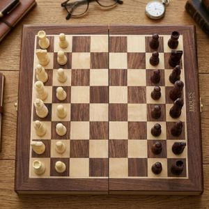 Jaques Wooden Chess Set – Classic Board Game with Pieces