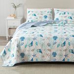 Full / Queen Coastal Quilt Bedding Set, Summer Coastal Quilt with Shams, Beach 3-Piece Reversible All Season Bedspread Quilt Set. Lightweight Nautical Quilted Coverlet. Bali Collection, Coral