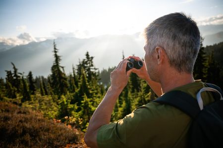 Nikon 12x25 Stabilized Binoculars – Compact High-Power Optics