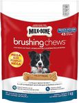 Milk-Bone Brushing Chews Dental Treats for Medium Dogs, Daily Oral Care, 45 Treats