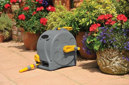 Hozelock 2-in-1 Compact Enclosed Hose Reel with 25m Hose & Connectors