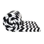 Divine Casa Microfibre All Weather Lightweight 150 GSM Printed Reversible Double Bed Size Quilt Comforter Blanket - (254 x 230, Chevron, D Black and White)