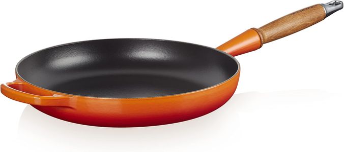 Le Creuset Signature Cast Iron Frying Pan 28cm – Wooden Handle, Volcanic