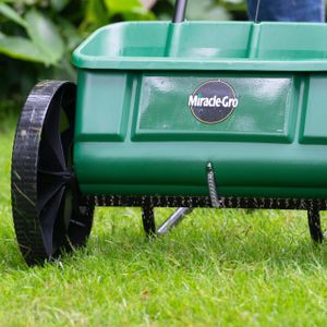 Miracle-Gro Lawn Seed Drop Spreader – Easy Grass Seeding Tool