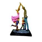 WINSOME COLLECTION Mother Father Baby Love Statue Family Love Couple Statue Sculpture for Showpiece Gift Home Décor Office Décor Polyresin Multicolor Pack of 1 (F2)