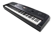 Yamaha DGX-670 B Digital Piano