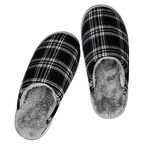 riemot Men's Furry Warm Slippers, Memory Foam Slippers Comfortable Closed Toe House Slippers Shoes Anti Slip Sandals Lightweight Winter Indoor Slippers Black White EU 44-45