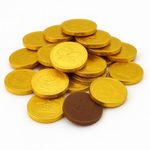 GRO VITS - 50 Pack Milk Chocolate Gold Coins Foil Wrapped Chocolate Coins for Christmas Stocking Fillers & Party Bags Novelty Treats for Gifting Treasure Hunt, Decorations Gifts For Father's Day
