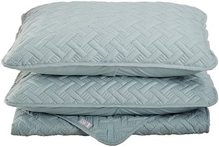 VCNY Home Quilt Super Soft Reversible Bedding Set with Matching Shams, Full/Queen, Nina Blue