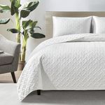 KASYLAN Quilt Set 3 Pieces - Ultra Soft Quilted Coverlet Bedspread - Lightweight Microfiber Classic Weave Stitch Bedspreads for All Season - White Bedspreads Queen Size