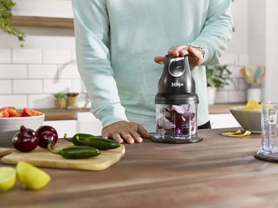 Ninja Express Chop Mini Chopper – Herb & Vegetable, Black