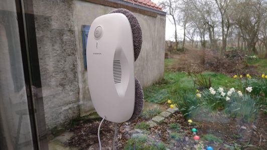 Tosima W2 Window Cleaning Robot – 3800Pa Suction, Edge Detection, Remote, White