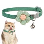 Qpets® Cat Collar Pet Collar Cute Flower Cat Collar with Bell, Lovely Cat Collar Quick Release Adjustable Cat Collar Soft Plush Collar Cat Gift Cat Collar, Green