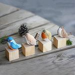 WEAUSUP 4pcs Handmade Wooden Carved Birds Decor Sculpted Hand-Painted Bird Figurines Small Home Decor Bird Statue Shelf Decor BFF Gifts for Bird Lovers(Suit New)