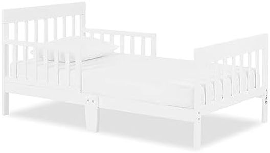 Dream On Me Finn Toddler Bed in White, Greenguard Gold and JPMA Certified, Non-Toxic Finish, Made of Sustainable New Zealand Pinewood, Wooden Nursery Furniture