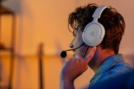 Trust GXT 498W PS5 Gaming Headset – White