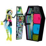 Monster High Skulltimate Secrets Neon Frights Doll & Accessories, Frankie Stein with Dress-Up Locker & 19+ Surprises