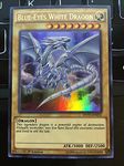 Yu-Gi-Oh! - Blue-Eyes White Dragon (MVP1-EN055) - The Dark Side of Dimensions Movie Pack - 1st Edition - Ultra Rare