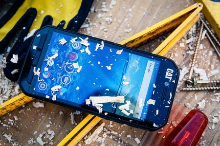 CAT S41 Dual SIM Smartphone, Black – Rugged Unlocked Mobile