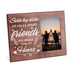 FINGERINSPIRE Side By Side or Miles Apart Friends are Always Close at Heart,10x15cm Friend Wooden Photo Frame Unique Friendship Frames Going Away Gifts for Friends Home Room Decoration