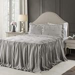 Lush Decor Ravello Pintuck Bed in a