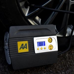 AA 12V Digital Tyre Inflator – Portable Car Air Compressor Pump