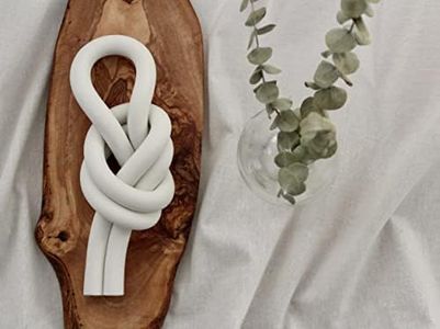 Rool Clay Knot, Coffee Table Decor, Neutral Home Decor Shelf Decor, Modern Farmhouse Living Room Decor, Home Decorations for Living Room Boho Table Decor, Chain Link (White)