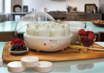 Euro Cuisine Yogurt Maker – Automatic 7-Jar Electric Yogurt Machine