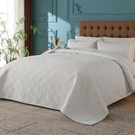 Kingnex Oversized King Bedspreads 128x120 for Split Adjustable Bed or Extra Large/Tall Cal King or King Bed Lightweight Quilted Coverlet Sets 1 Quilt 2 Pillow Shams White