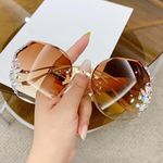 2022 New Vintage Rimless Diamond Sunglasses, Woman Rimless Diamond Sunglasses, Women Sparkling Oversized Rimless Crystal Cutting Lens Sunglasses, UV Protection (Gradient Tea)