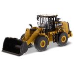 Diecast Masters 1:64 Cat 950M Wheel Loader, Item 85692 Yellow