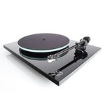 Rega Planar 2 Turntable ( Black / with Rega Carbon Cartridge)