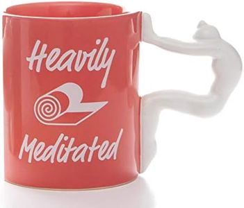 Boxer Gifts - Tazza da yoga con scritta in lingua inglese Heavily Meditated Novelty Yoga, divertente regalo di Natale per la festa della mamma, in ceramica