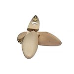 Loake Cedar Wood Shoe Tree, beige, UK 11