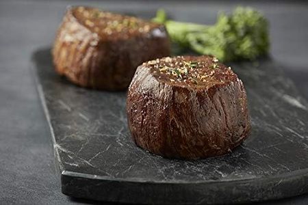 Chicago Steak Company - Premium Angus Beef – Set of 4 (6oz) Wet-Aged Filet Mignon Steaks, Tender Beef Cut Completely Trimmed of Exterior Fat, Melt in your Mouth Steak Set Savory Beef Dinner Best Served as a Grilled Steak