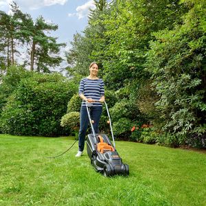 BLACK+DECKER 32cm Electric Rotary Lawn Mower with Grass Strimmer