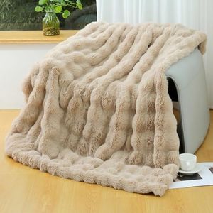 UGFJMN Faux Rabbit Fur Throw Blanket, Grey Thick and Warm Blanket for Winter, Cozy Soft Elegant Fluffy Decoration Blanket for Sofa, Couch and Bed, Heavy Fuzzy Luxury Blanket Camel 160×200cm