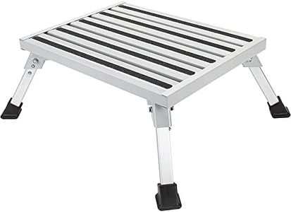 Camco 43677 Fixed Height Aluminum Platform Step, Supports up to 1,000lbs, Includes Non-Slip Rubber Feet