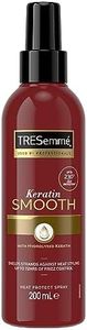 TRESemmé Pro Collection Keratin Smooth Heat Protect Spray with keratin and marula oil heat protection up to 230°C* 200 ml