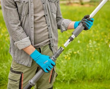 Gardena Cordless Telescopic Tree Pruner – Adjustable Pole Saw